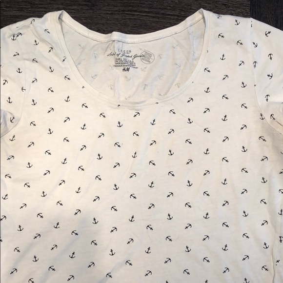 T shirt - Picture 2 of 2